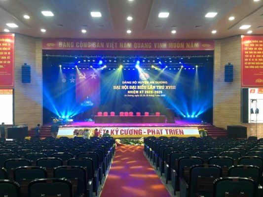 dan-am-thanh-hoi-truong-array-su-dung-dien-tich-50m2-150m2